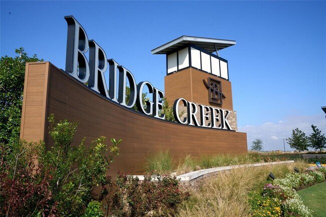 Building Photo - 9739 Pettus Crk Dr
