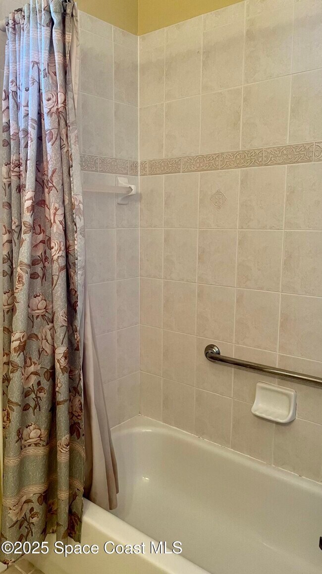 Building Photo - 2304 Addington Ct