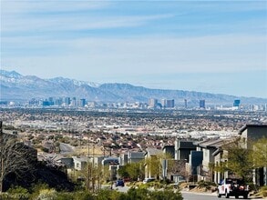 Building Photo - 338 Kandinsky Ct