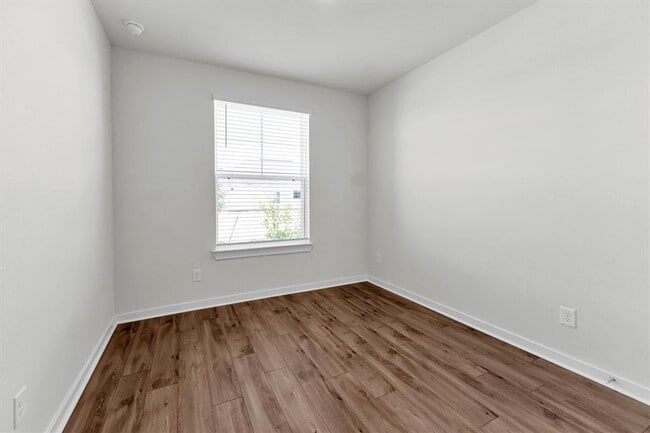 Building Photo - 16923 Lavender Farm St