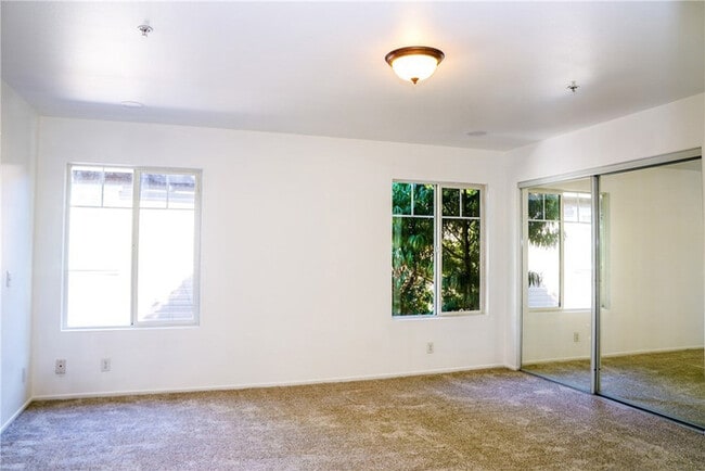 Building Photo - Craftsman-Style 3BR Home with Garage & Private Patio in North Monrovia
