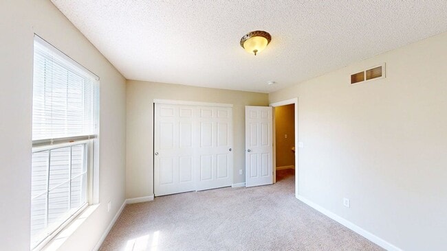 Building Photo - 2059 Coleman Dr