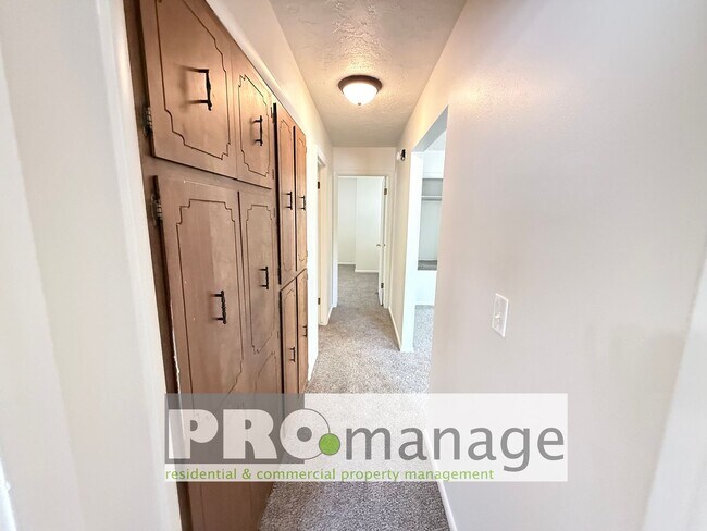 Building Photo - 588 L St