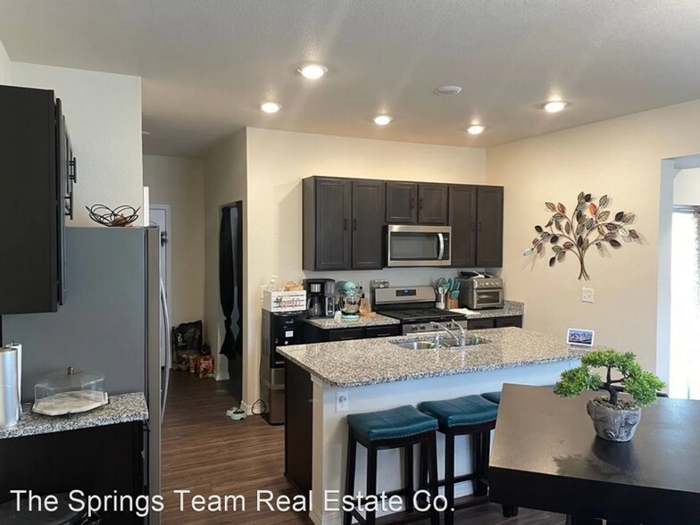 Building Photo - 5650 Chaparral Ridge Dr