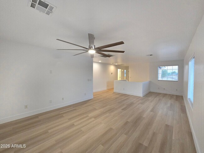 Building Photo - 22276 W Devin Dr