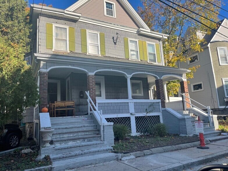 Primary Photo - 37 Haskell St