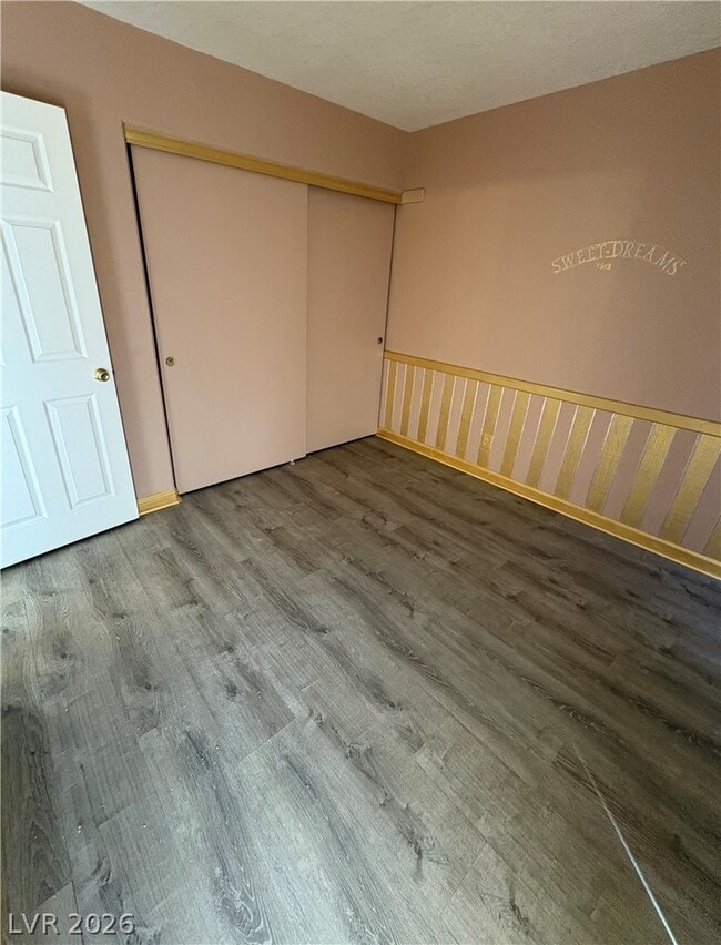 Building Photo - 5040 S Rainbow Blvd