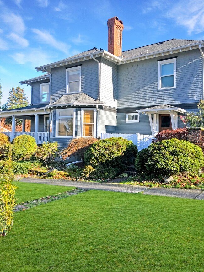 Building Photo - Historic North Slope Charm with Sweeping Sound Views — 4BR/1.5BA