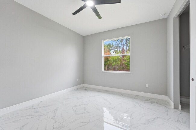 Building Photo - 6391 High Pointe Cir