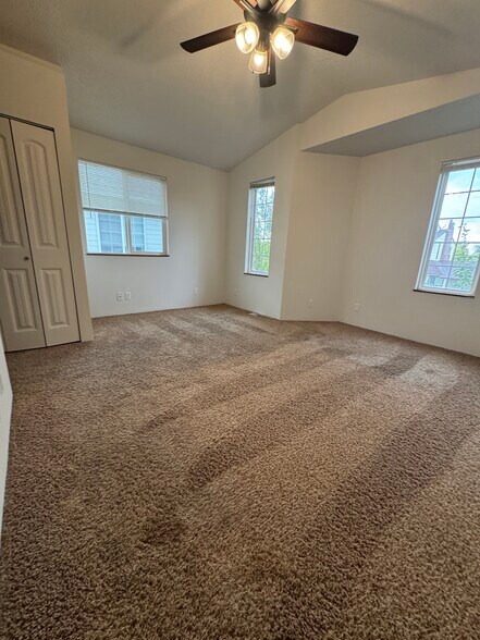 Building Photo - 6515 W Butte St