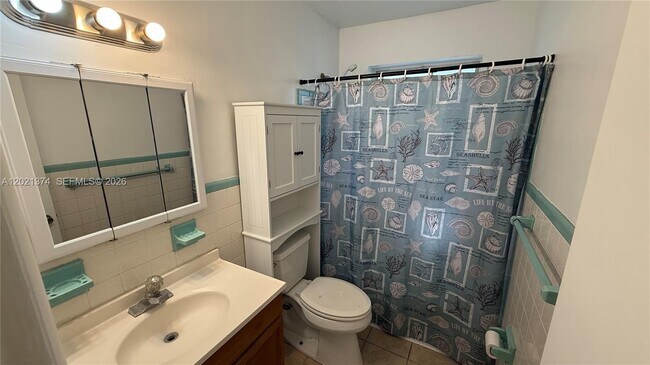Building Photo - 4940 SW 28th Terrace