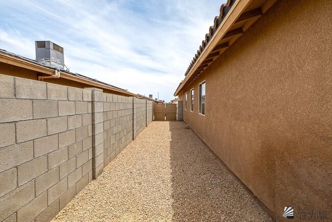 Building Photo - 7120 36th Pl