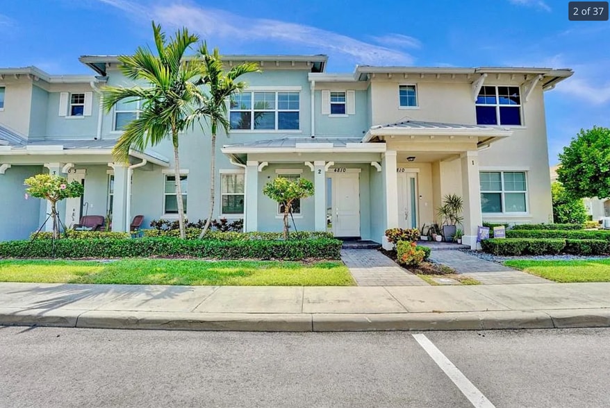Building Photo - 4810 Eucalyptus Dr