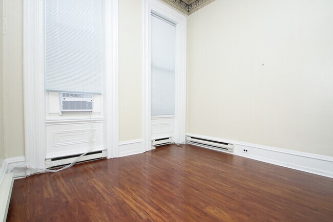 Building Photo - 849 N 5th St