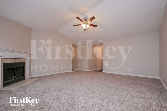 Building Photo - 732 Four Winds Ln