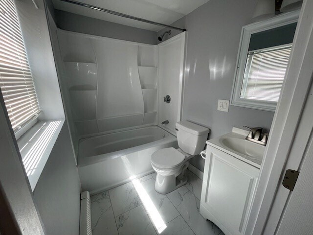 Building Photo - 80 Sea St