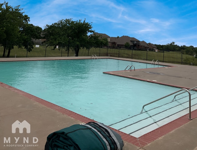 Building Photo - 509 Texoma Dr