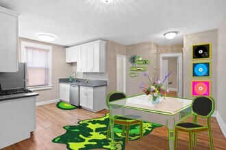 Building Photo - Rad Pad in TGS