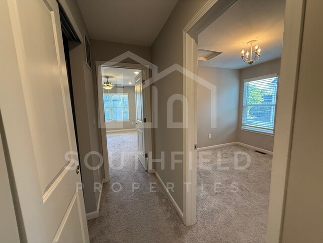 Building Photo - 1521 Blair Ave