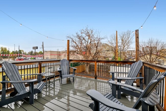 Building Photo - Updated Historic 5BR Near Downtown Denver & Light Rail! June Move-in Special!