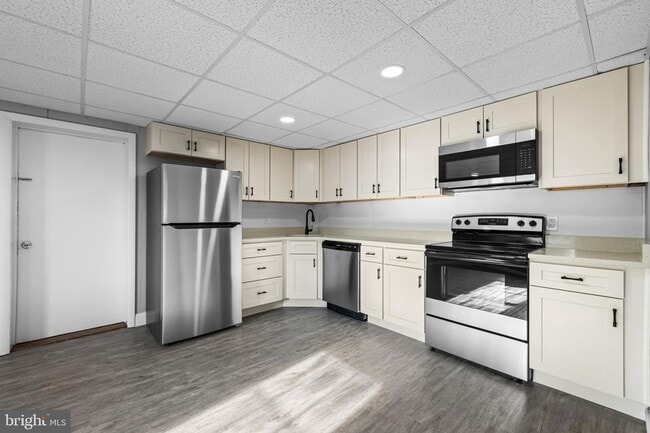 Building Photo - 1480 Seven Valleys Rd