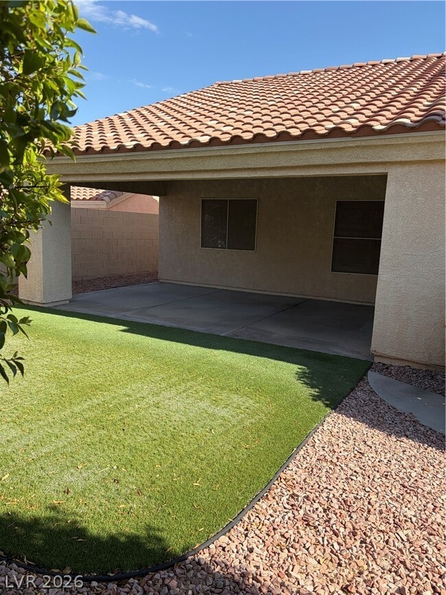 Building Photo - 8128 Shad Bush Ave