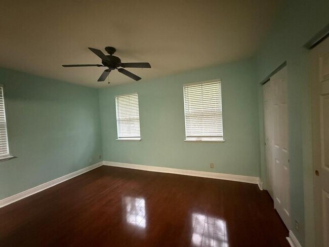 Building Photo - 9981 SW 26th Ct