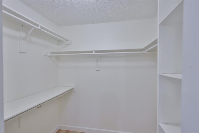 Building Photo - 13703 Sweetwater Cove Pl
