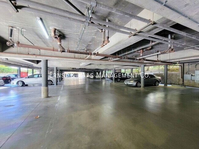 Building Photo - 448 N Bellflower Blvd