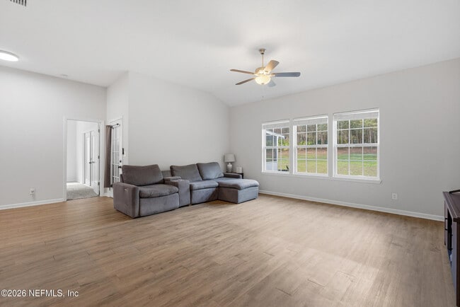 Building Photo - 94 Sorrel St