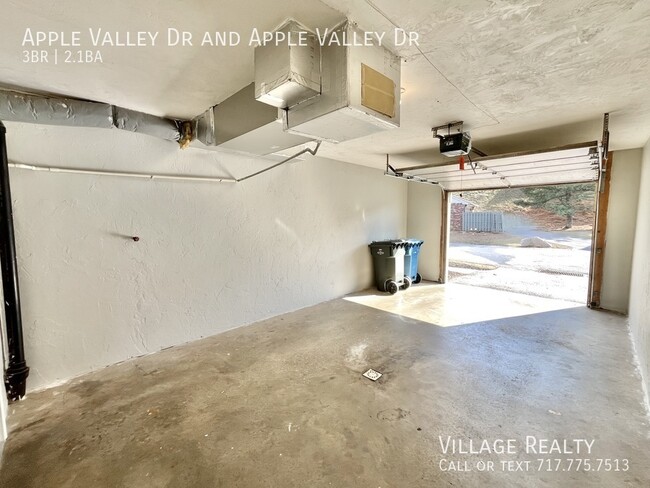 Building Photo - 1114 Apple Valley Dr