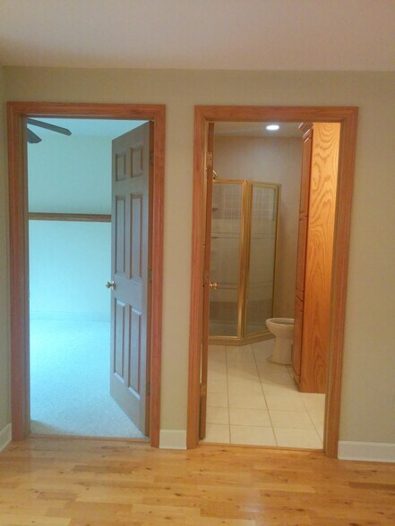 Building Photo - 18 Fleischman Cir