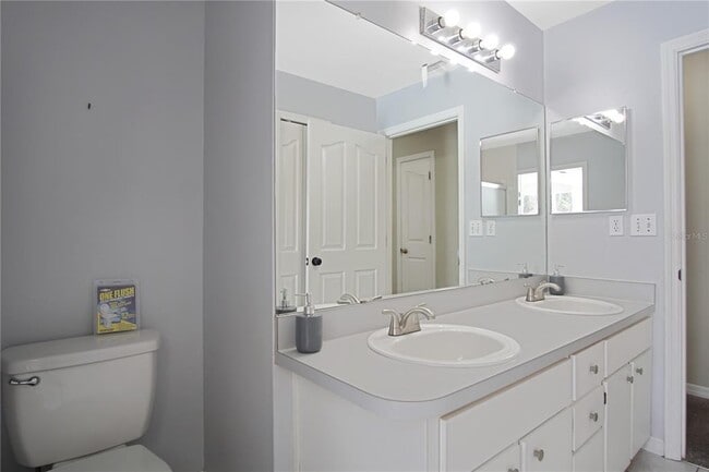 Building Photo - 928 Loma Bonita Dr