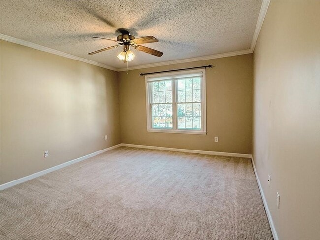 Building Photo - 7024 Somerset Cir