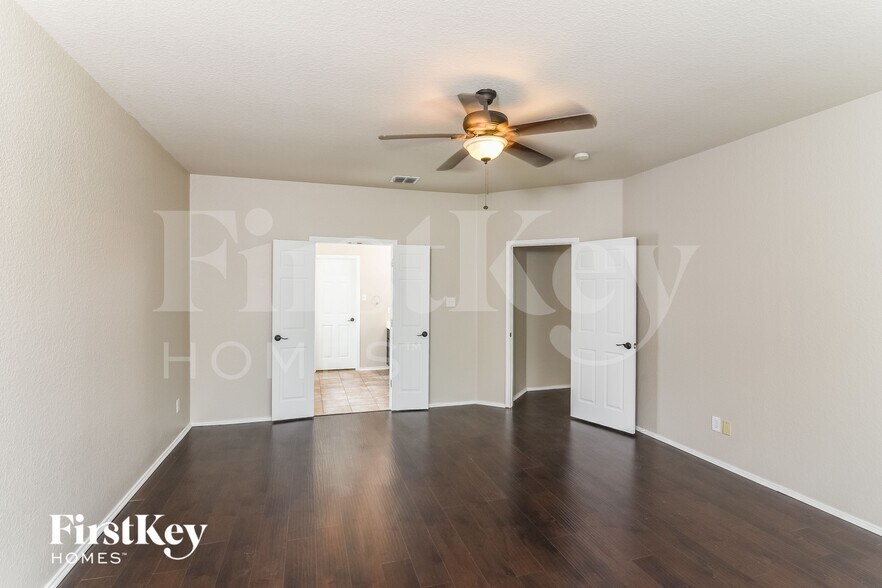 Building Photo - 12243 Dewitt Cove