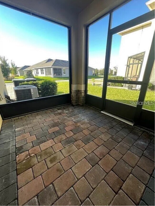 Building Photo - 16525 Outter Grv Aly