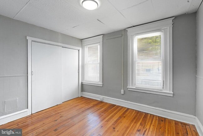 Building Photo - 3028 N Stillman St