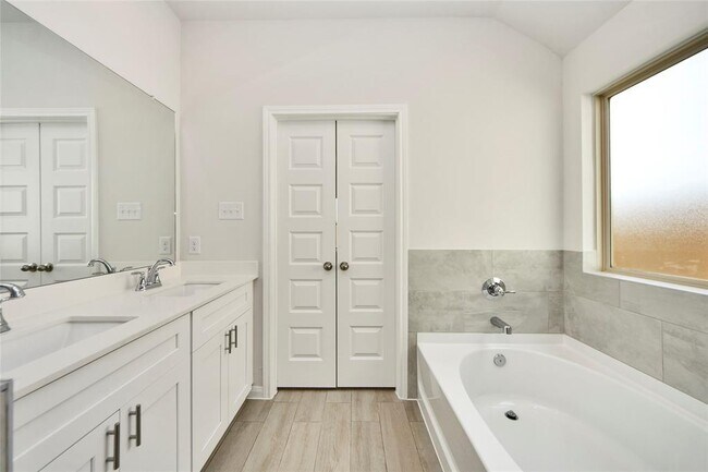 Building Photo - 21814 Ash Cypress Ct