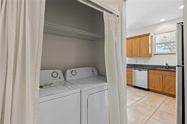 Building Photo - 1986 Mississippi Ave