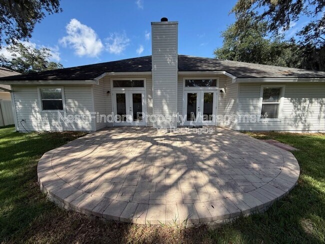Building Photo - 440 Crescent Pond Dr