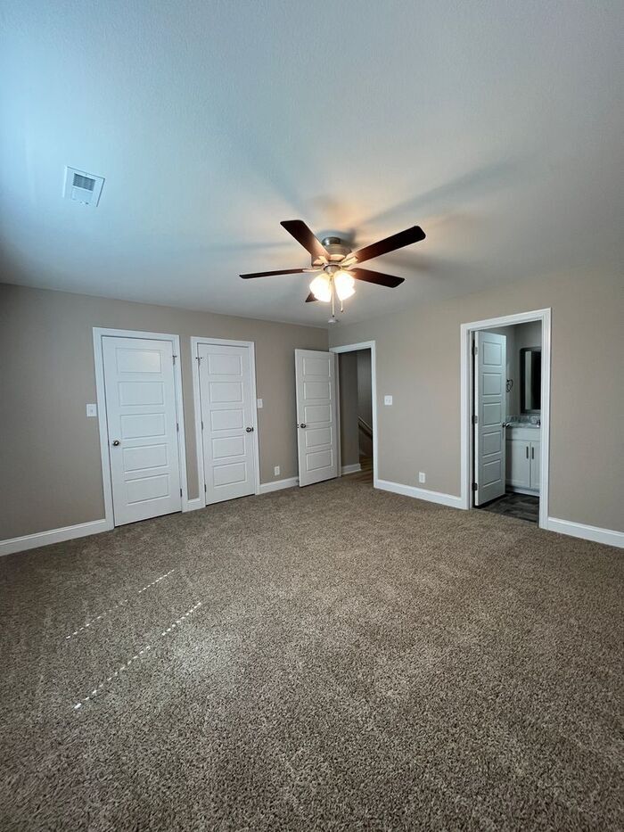 Building Photo - 3385 Polly Dr