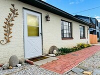Building Photo - 322 Caliente St