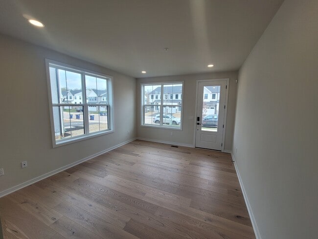 Building Photo - 357 Aspen Wy