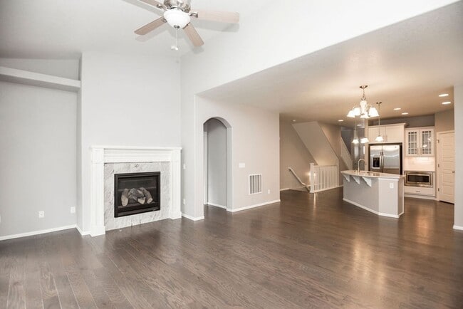 Building Photo - Beautiful Single-Family Home in a Great Location!