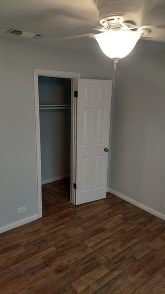 Building Photo - 1202 Anna Lee Dr