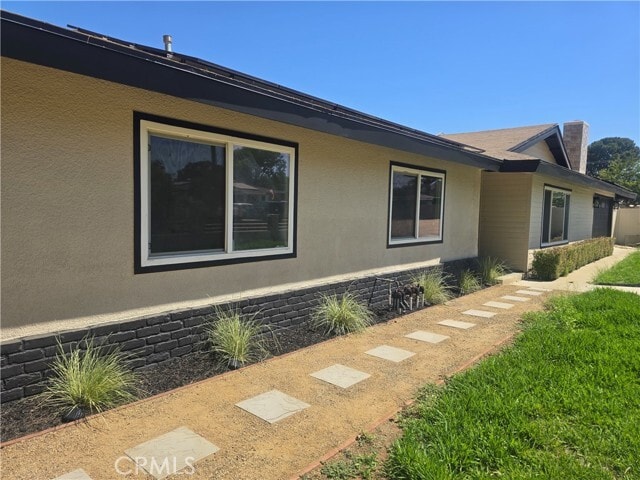 Building Photo - 1531 Elm Dr