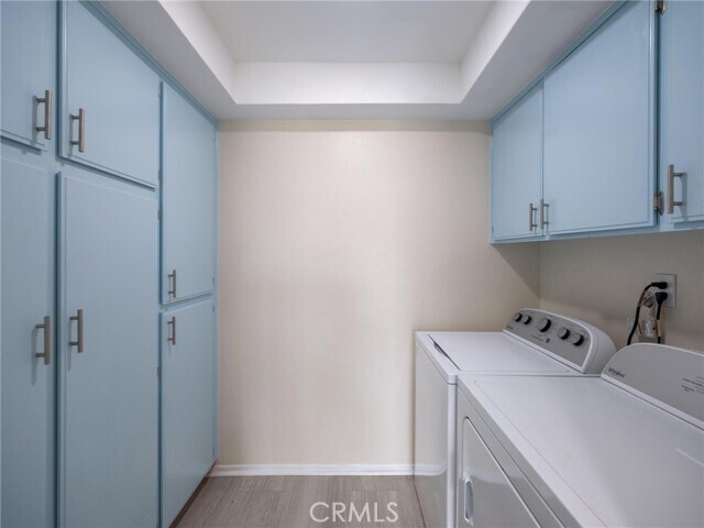 Building Photo - 1229 W 223rd St