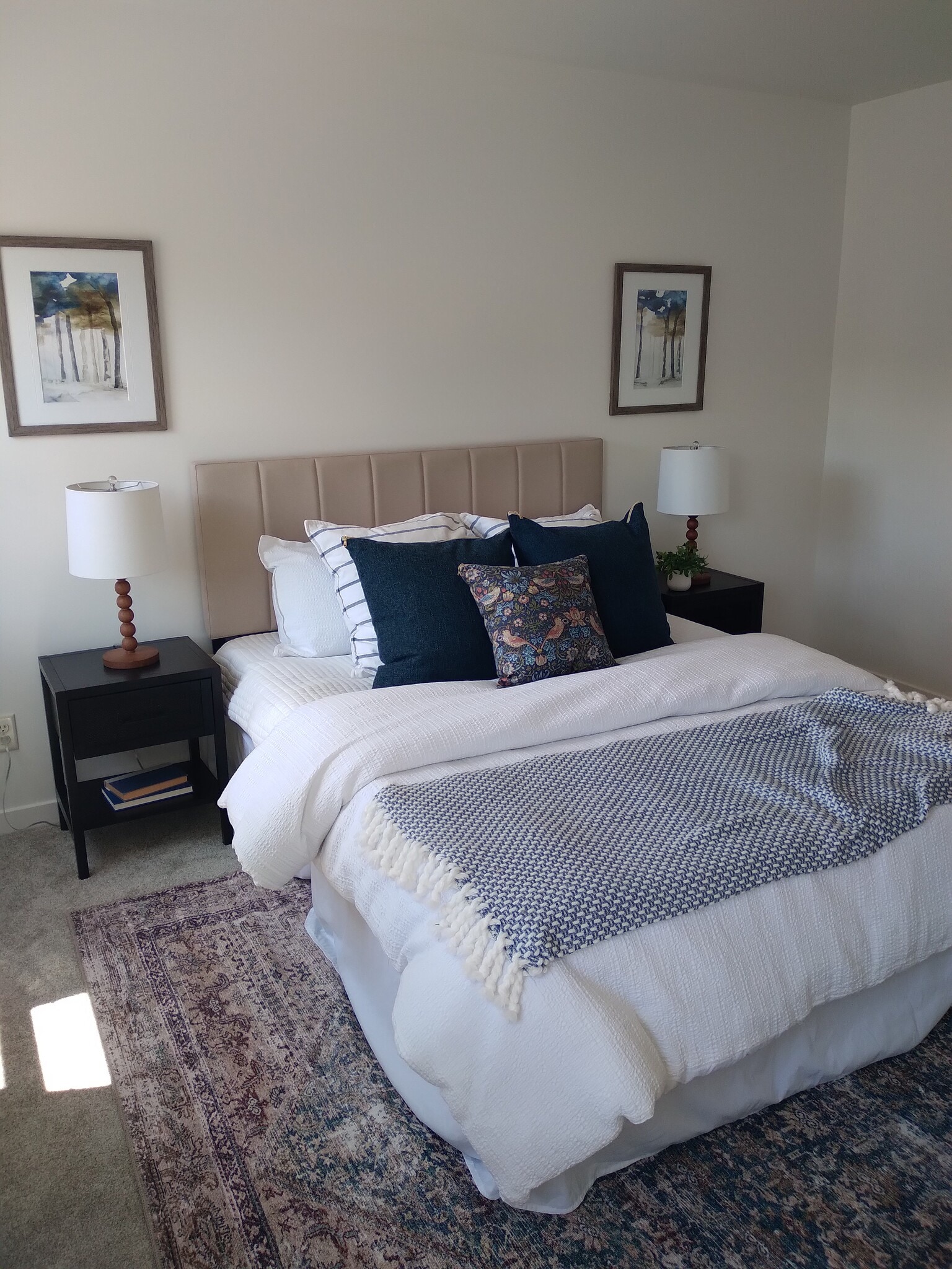 Building Photo - 2731 Pond Dr