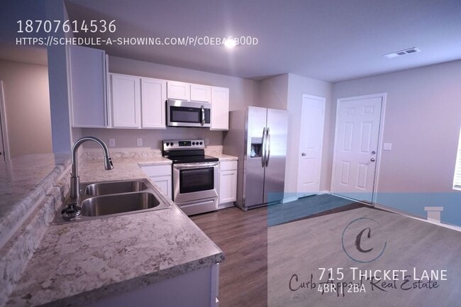 Building Photo - 715 Thicket Ln
