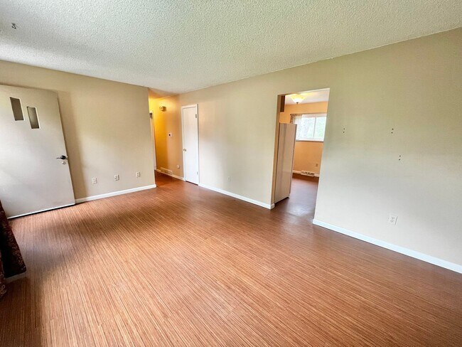 Building Photo - Adorable 3 bed 1 bath home in Fort Collins!